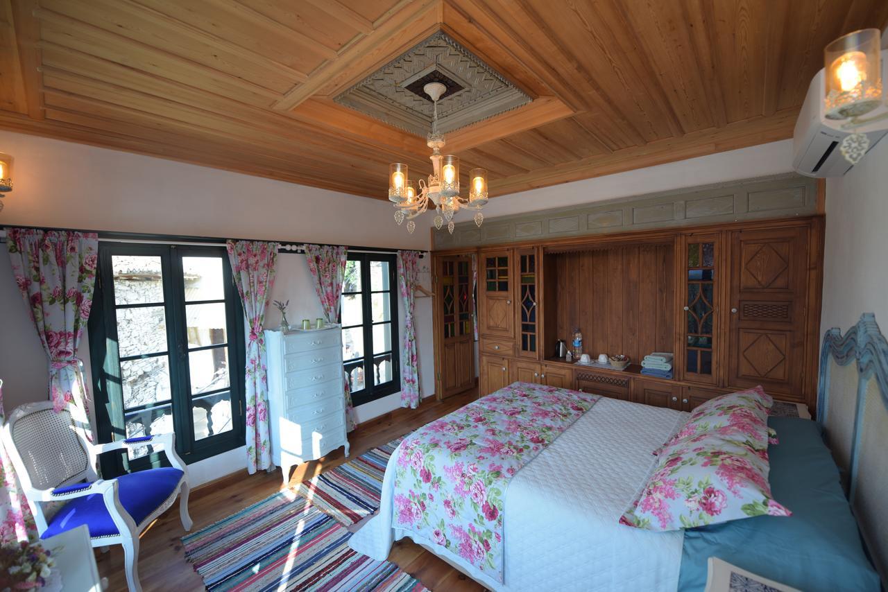 Ilya Konak Sirince Bed & Breakfast Selcuk ภายนอก รูปภาพ